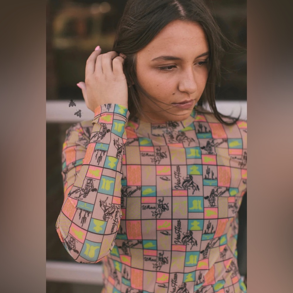 2Fly Bright Ranch Mesh Top